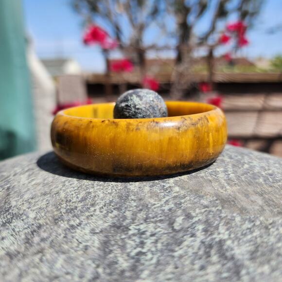 Vtg TESTED Butterscotch Bakelite Bangle Yellow Brown Marble End of Day Bracelet - Picture 3 of 17